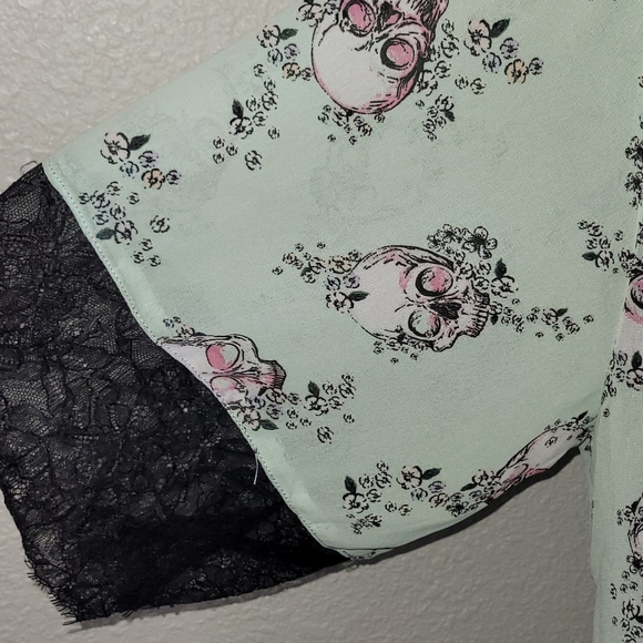 Mint Floral Skull Kimono - Picture 5 of 8